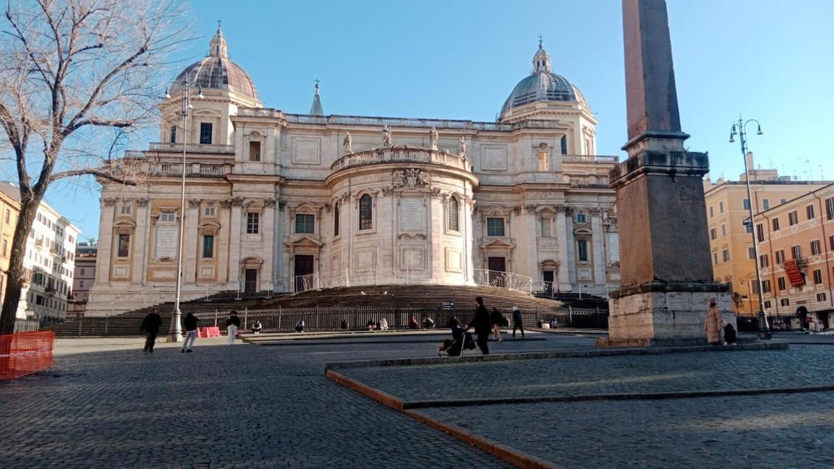 Private By An Italian Family - A Unique Experience Close To Colosseum, The Forum And Basilica Saint Mary Major